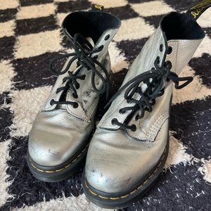 Silver Dr. martens size 39 - docs